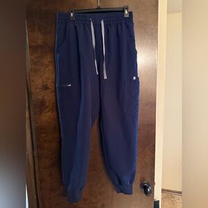 Women’s Figs Uman Relaxed Navy Scrub Jogger Pants